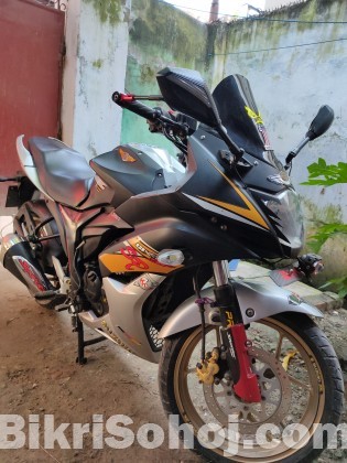 Suzuki Gixxer sf